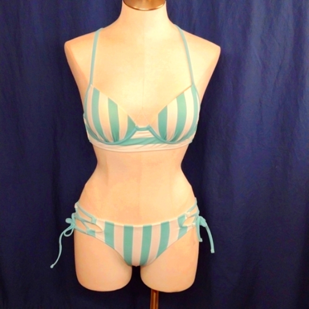 Shade & Shore 2-pc swim wear